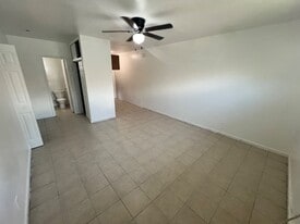 3169 Mc Sherry Dr in Lake Worth Beach, FL - Building Photo