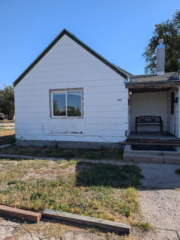 property at 732 N 6th St