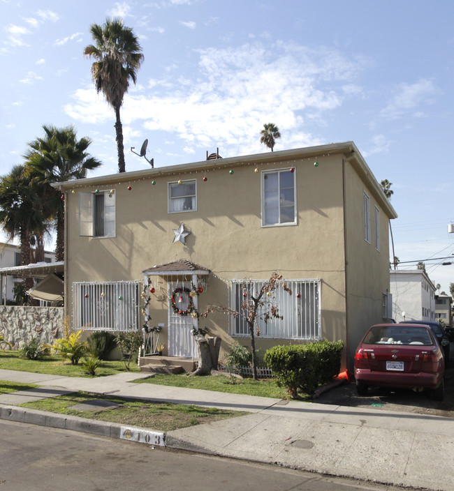 103 N Alexandria Ave in Los Angeles, CA - Building Photo - Building Photo