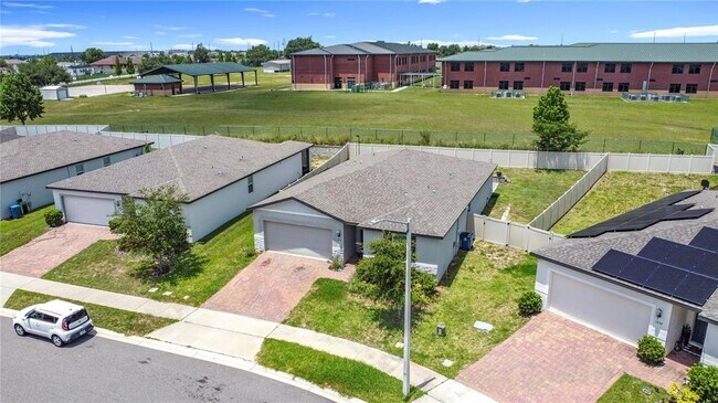 1251 Citrus Landings Blvd in Davenport, FL - Building Photo - Building Photo