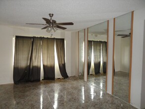 3270 Coral Ridge Dr in Coral Springs, FL - Building Photo - Building Photo