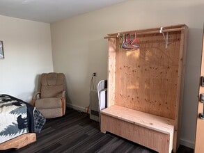 1410 E St in Homer, AK - Building Photo - Building Photo