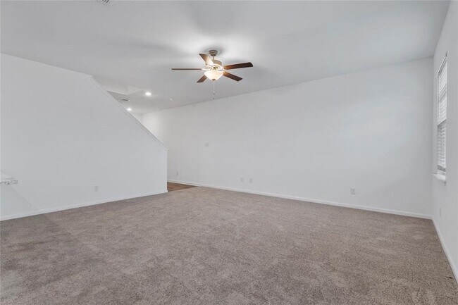 property at 3949 Prairie Crk