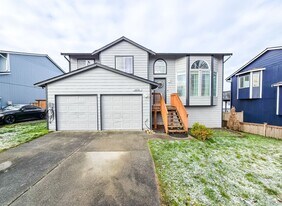 6414 69th Dr NE in Marysville, WA - Building Photo