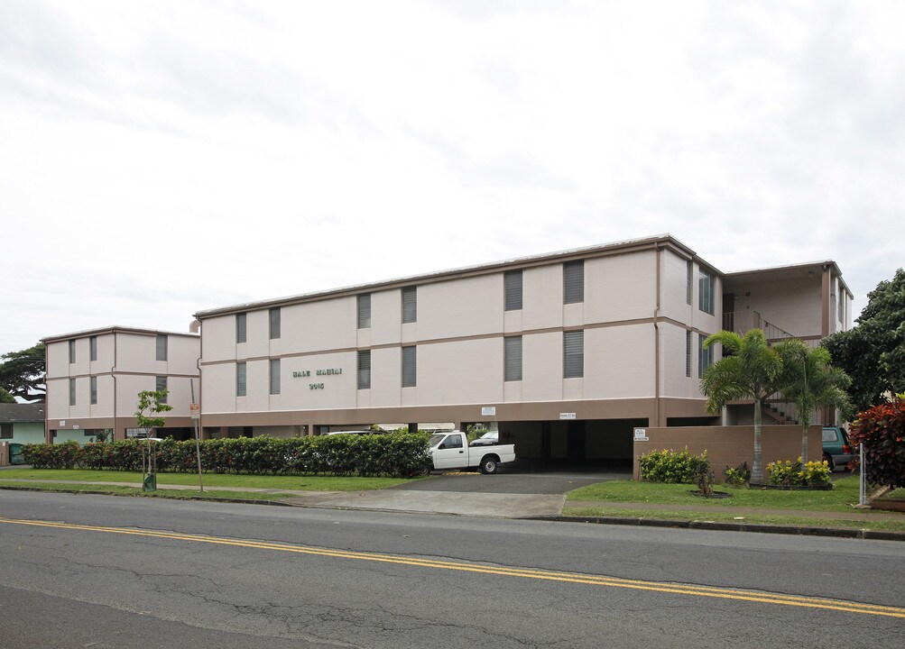 Hale Mahiai Apartments in Honolulu, HI - Building Photo