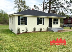 3388 Charlotte Rd in Memphis, TN - Building Photo - Building Photo