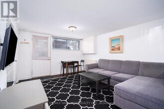 224 Pickering St in Toronto, ON - Building Photo - Building Photo