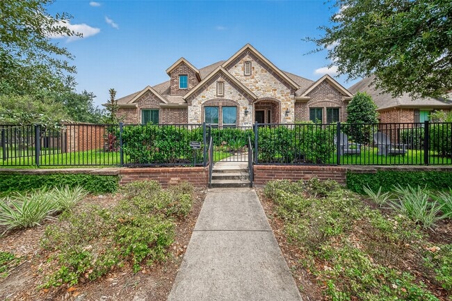 property at 405 Water St
