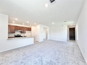 562 Broken Boulder St in Magnolia, TX - Building Photo - Building Photo