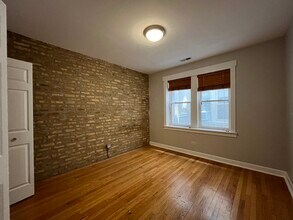4938 N Winthrop Ave in Chicago, IL - Building Photo - Building Photo