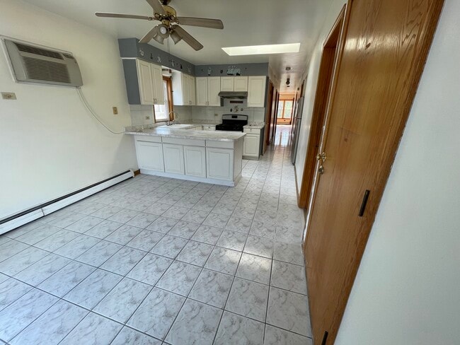 4205 S Harlem Ave, Unit 3 in Stickney, IL - Foto de edificio - Building Photo