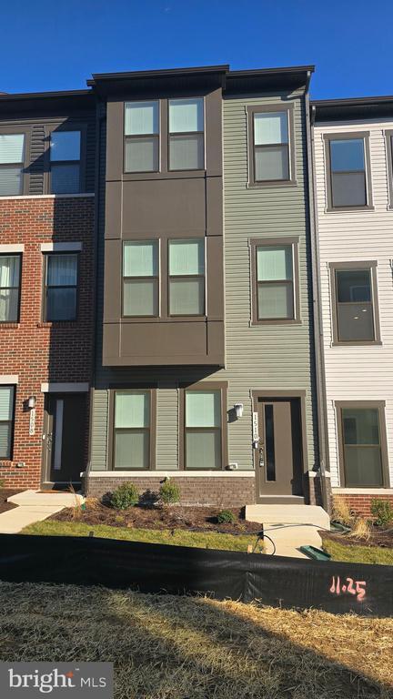 property at 1510 Bottlebrush Ln