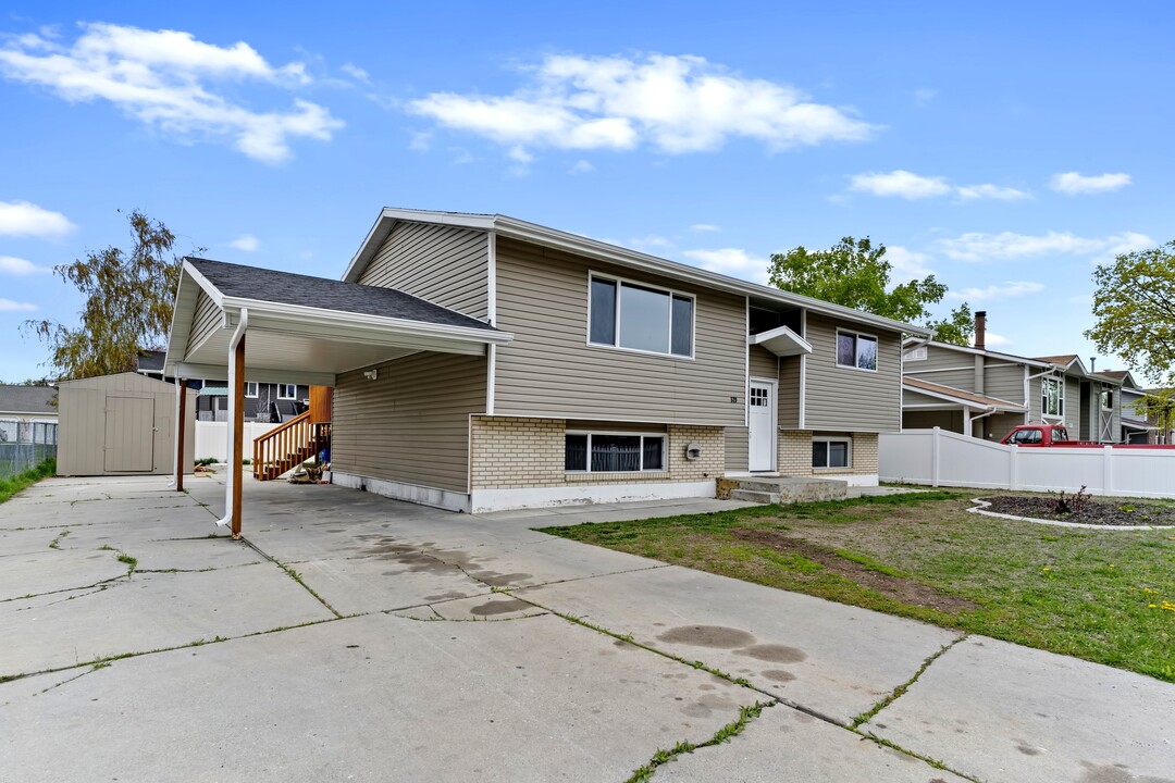579 6th St in Ogden, UT - Building Photo
