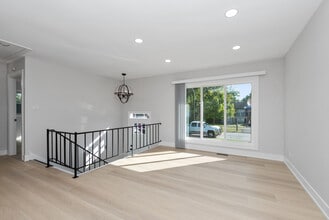 16822 91st Ave in Orland Hills, IL - Building Photo - Building Photo