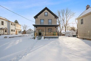 4414 Whetsel Ave in Cincinnati, OH - Building Photo