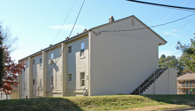 University Commons in Durham, NC - Building Photo - Building Photo