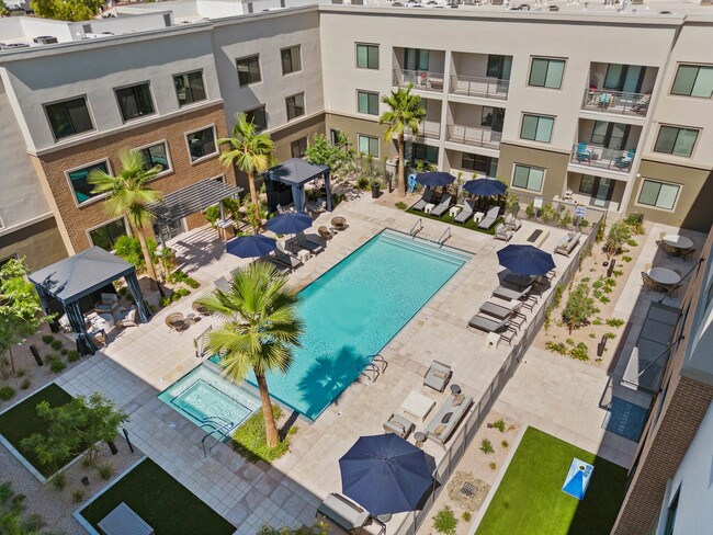 Overture Arcadia 55+ Active Adult Apartments