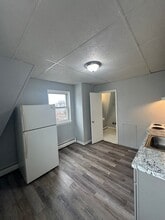 1133 Madison Ave in Prospect Park, PA - Building Photo - Building Photo