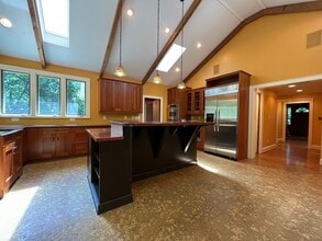 6348 Sharon Hills Rd in Charlotte, NC - Building Photo - Building Photo