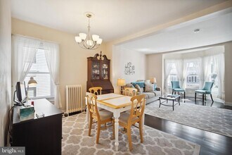 6774 Ridge Ave, Unit 21 in Philadelphia, PA - Building Photo - Building Photo