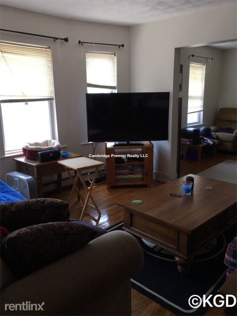 27 Conwell Ave-Unit -# 2 in Somerville, MA - Building Photo - Building Photo