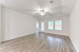 17590 Rosette Grass Dr in The Woodlands, TX - Foto de edificio - Building Photo