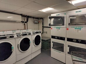520 W 112th St in New York, NY - Building Photo - Building Photo