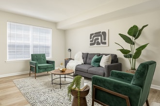 The Firefly in Chattanooga, TN - Foto de edificio - Building Photo