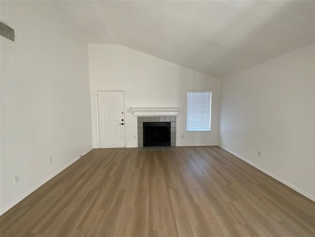 11639 Argonne Forest Trail in Austin, TX - Building Photo - Building Photo