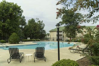 Crescent Pointe in Seneca, SC - Foto de edificio - Building Photo