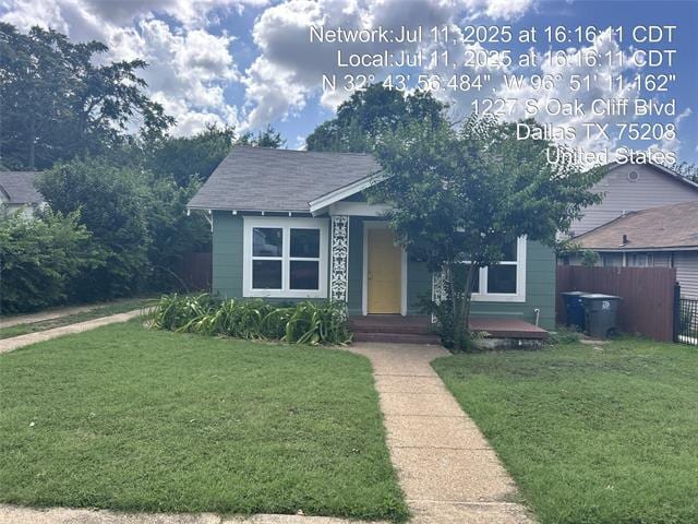 property at 1227 S Oak Cliff Blvd