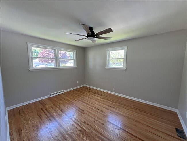 property at 120 Sunnyside Dr