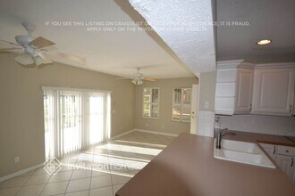 838 Birdie Way in Apollo Beach, FL - Building Photo - Building Photo