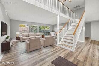 32023 Wallington Ct in Westlake Village, CA - Building Photo - Building Photo