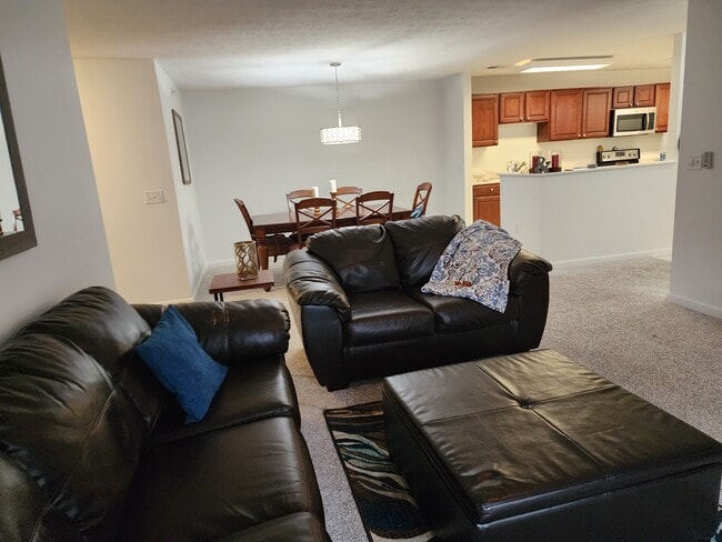 3126 Alexander Pl