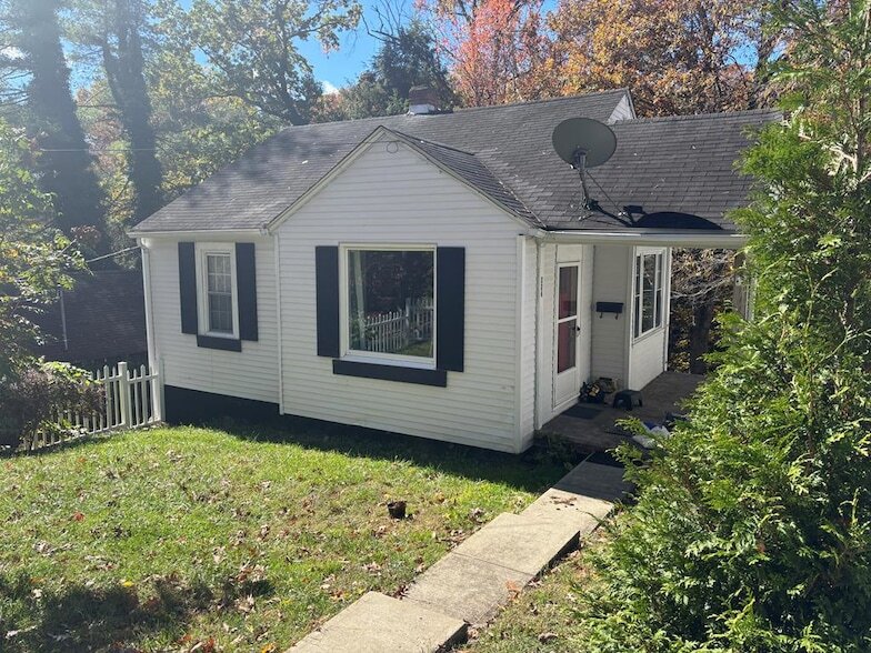 226 Granville Ave in Beckley, WV - Building Photo