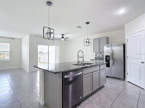 2682 Common Fig Run in Wesley Chapel, FL - Foto de edificio - Building Photo