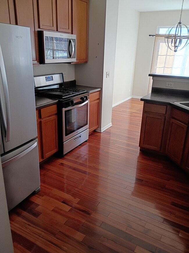 188 Concord Dr S, Unit 188 Concord Dr in Oswego, IL - Foto de edificio - Building Photo