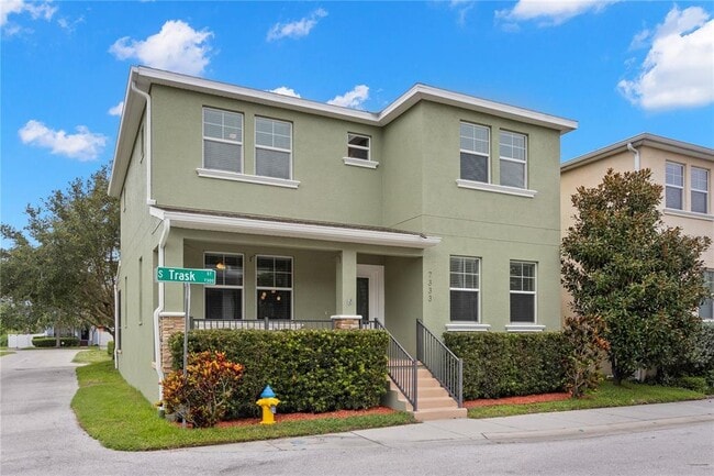 property at 7333 S Trask St