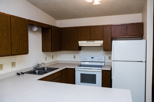 13217 40th Ave, Unit 1 in Chippewa Falls, WI - Building Photo - Building Photo
