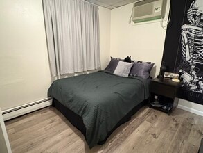 507 N Linn St in Iowa City, IA - Foto de edificio - Building Photo