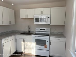 103-105-105 Flatbush Camp Rd in Saugerties, NY - Building Photo - Building Photo