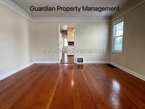 4618-4620 Cedar Ave S in Minneapolis, MN - Building Photo - Building Photo