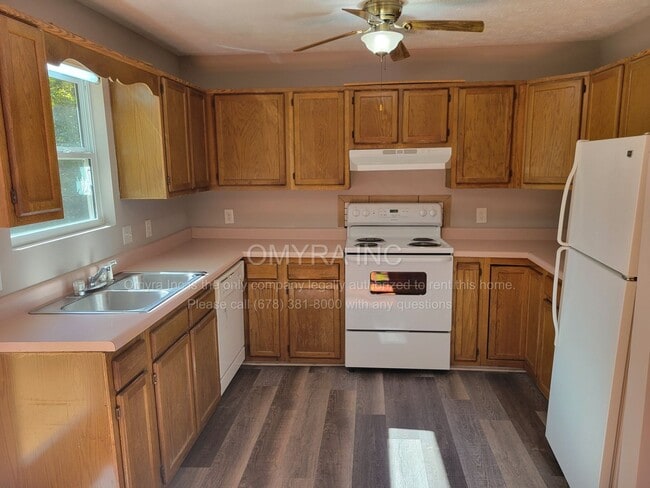 410 Collett Ave in Mableton, GA - Building Photo - Building Photo