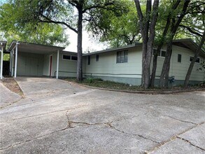 4202 Shoal Creek Blvd in Austin, TX - Building Photo - Building Photo
