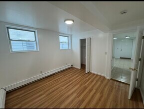 155 Lake Ave, Unit Basement apartment in Yonkers, NY - Building Photo - Building Photo