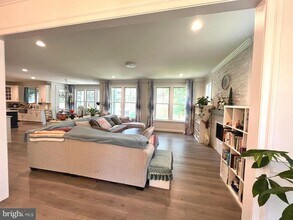6626 Moly Dr in Falls Church, VA - Building Photo - Building Photo