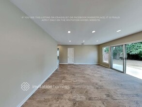 18147 Archwood St in Los Angeles, CA - Building Photo - Building Photo