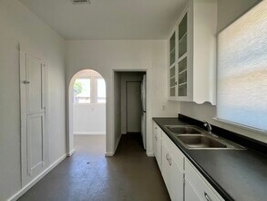 1121 N 1st Ave in Tucson, AZ - Foto de edificio - Building Photo