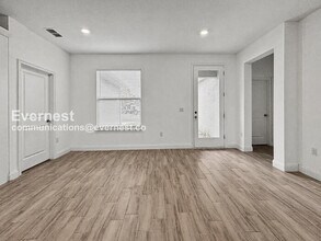 6750 Midland Dr in St. Cloud, FL - Building Photo - Building Photo